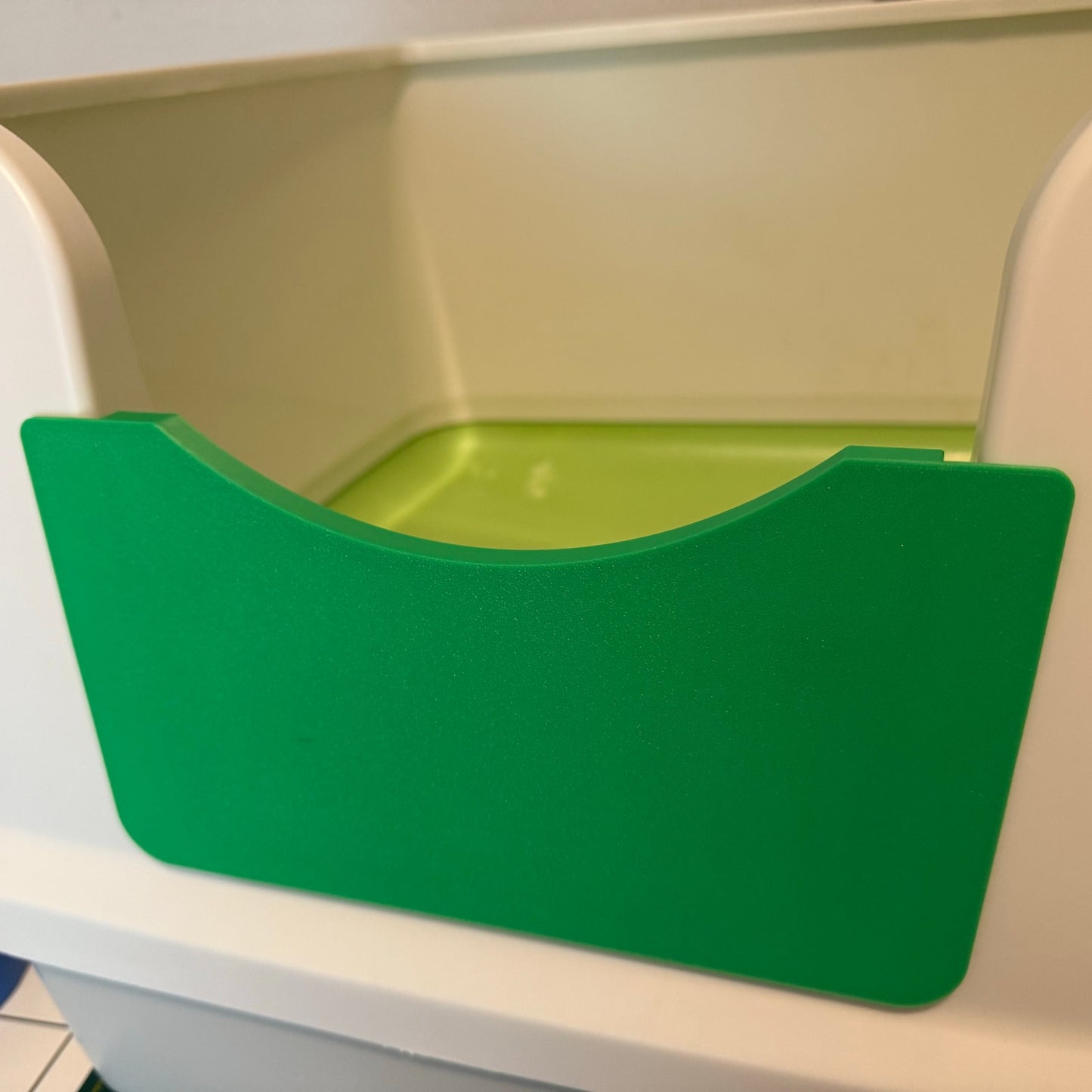 Entry pellet retention grate (solid front) for Tidy Cat Breeze XL cat litter box